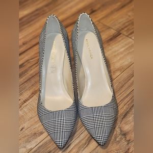 Houndstooth Pump